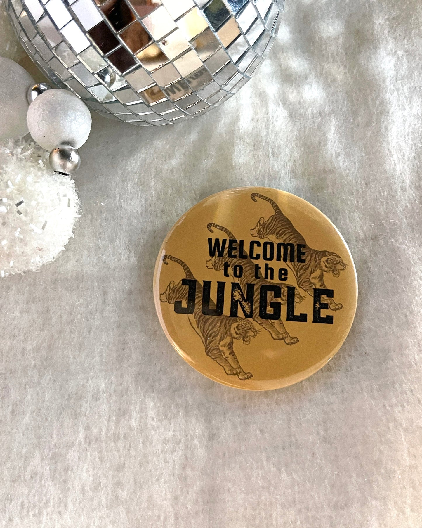Welcome to the Jungle Button